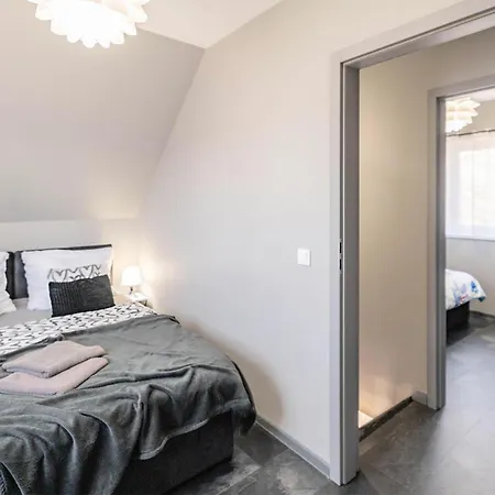 2 Bedroom Awesome In Casa de Férias