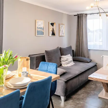 2 Bedroom Awesome In Casa de Férias Lubin (West Pomeranian)